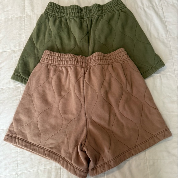 Abercrombie Soft A&F Quilted Shorts 2 Pair - Picture 5 of 6